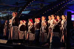 KOLĘDOWANIE USTROŃSKI RYNEK 2011 3